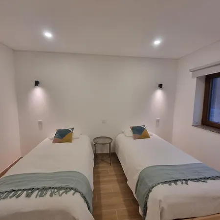 Hortela Da Ribeira - Serra Da Estrela Cortes do Meio