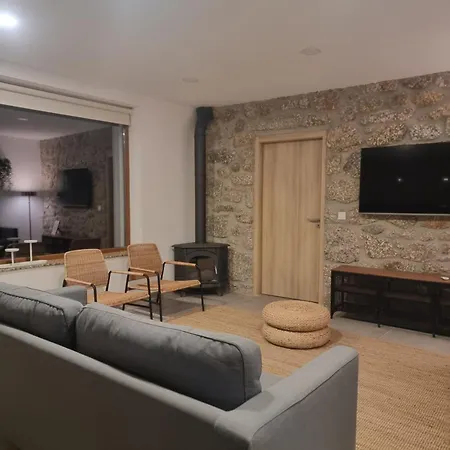 בית נופש Hortela Da Ribeira - Serra Da Estrela Cortes do Meio