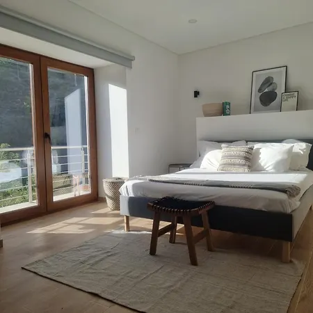 Hortela Da Ribeira - Serra Da Estrela * Cortes do Meio