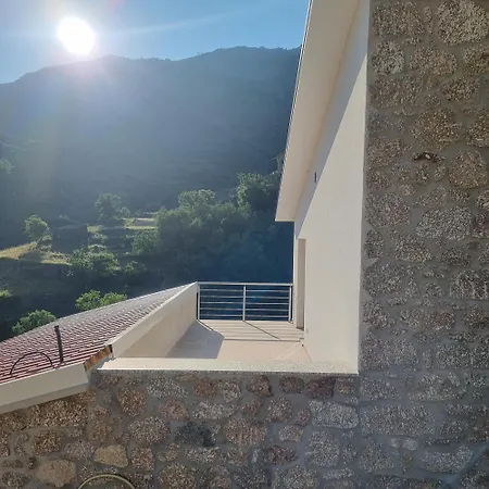 בית נופש Hortela Da Ribeira - Serra Da Estrela *