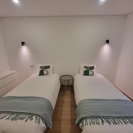 Hortela Da Ribeira - Serra Da Estrela Cortes do Meio