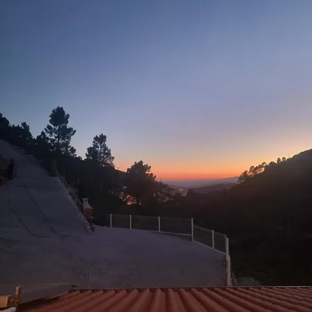 Hortela Da Ribeira - Serra Da Estrela * Cortes do Meio