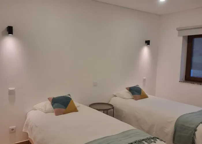 Hortela Da Ribeira - Serra Da Estrela 別荘 *