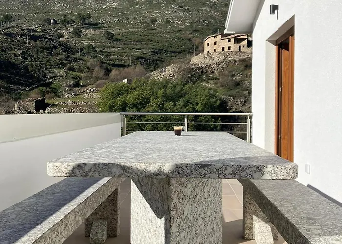 Nyaraló Hortela Da Ribeira - Serra Da Estrela Cortes do Meio