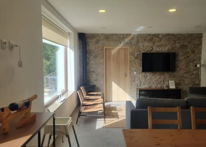 Hortela Da Ribeira - Serra Da Estrela Cortes do Meio